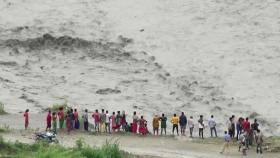 네팔·부탄, 홍수로 수십 명 사망·실종