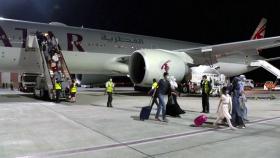 미국인 등 32명 추가 대피...아프간인 미국행 항공편 일시 중단