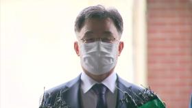 檢 소환 앞둔 김만배...3대 의혹은 '특혜·로비·실소유주'