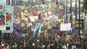 브뤼셀에서 기후 변화 대응 촉구 대규모 시위
