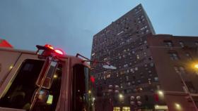 美 뉴욕시 아파트 '최악' 화재 참사...어린이 9명 포함 19명 숨져