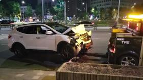 서울 공덕역 인근에서 승용차 3대 추돌...2명 다쳐