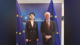 이신화 북한인권대사, EU와 북한 인권 증진 방안 논의