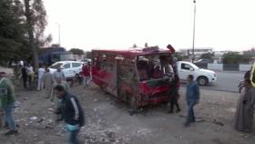 이집트서 35명 태운 버스 나일강 추락...