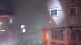 3층짜리 상가주택 건물에서 불...주민 5명 대피