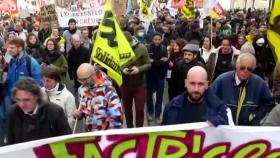 프랑스, 연금개혁 반대 2차 파업·시위...일부 충돌