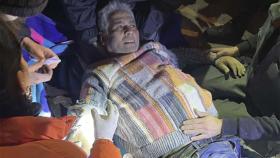 대한민국 긴급구호대, 튀르키예서 70대 생존자 1명 구조