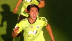조규성, 2달 만에 득점포...전북, 선두 울산에 완승