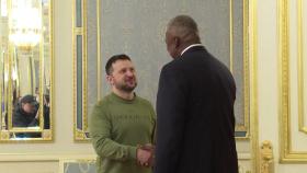 미 국방, 1년 7개월 만에 우크라 방문 