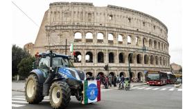 이탈리아 농민 트랙터 시위대 로마 시내 진입