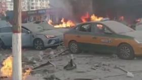 中 가스폭발로 4층 건물 '폭삭'...2명 사망·26명 부상