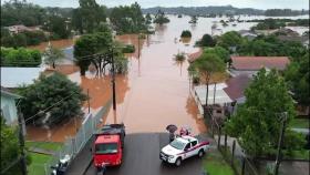 브라질, 80년 만의 대홍수로 170여 명 사상...美 텍사스 비상사태 속 1명 사망