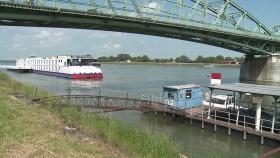 헝가리 다뉴브강 보트 충돌...2명 사망·5명 실종