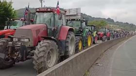 프랑스·스페인 농민 고속도로 점거...규제완화 요구
