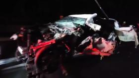 중부고속도로 SUV-공사안내차량 추돌...1명 사망