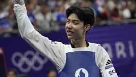 박태준, 태권도 58kg급에서 상대 압도하며 금메달