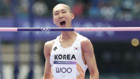 우상혁, 높이뛰기 결선행...2m27 넘고 예선 공동 3위