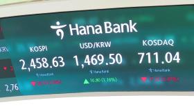 '관세 충격' 코스피 장중 2,430선...환율 1,470원대