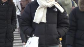 [날씨] 이틀째 칼바람 속 한파, 서울 -11.8℃...주말까지 춥다!
