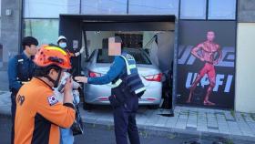 '헬스장 돌진'...제주에서 교통사고 잇따라 5명 다쳐
