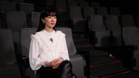 배두나를 향해 끝없이 열린 문...
