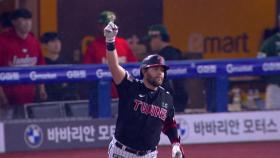 LG, SSG 잡고 선두 질주...염경엽 감독 600승