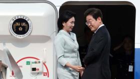 이 대통령, G7 참석 위해 출국...한미·한일 정상회담 주목