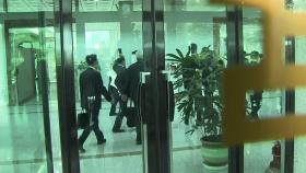 내일 윤석열 내란 특검 소환 조사...이틀 전엔 불응