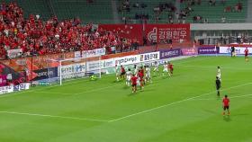 선두 전북, '기성용 이적 신고' 포항 제압...18경기 무패