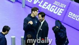 선배 겸 해설위원에는 애교, 후배한테는 군기반장…그래도 나 때문에 다 웃는거야