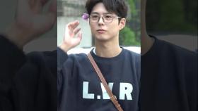 '큰일이다' 보다 예쁜 박보검 발견✨