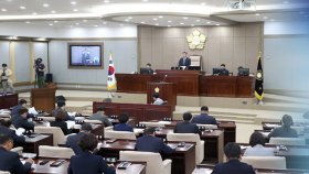 남북교류협력기금, 절반도 못 써…′셀프 심사′ 논란