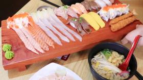 메가톤급 가성비 23cm 꼬리 초밥 ‘맛의 향연’