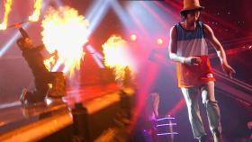 질풍같은 퍼포먼스 어벤져스, 인생무대 ‘DJ 아이티’