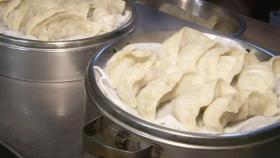 오랜 시간이 지나도 촉촉해요! 육즙 가득 ‘찐만두’