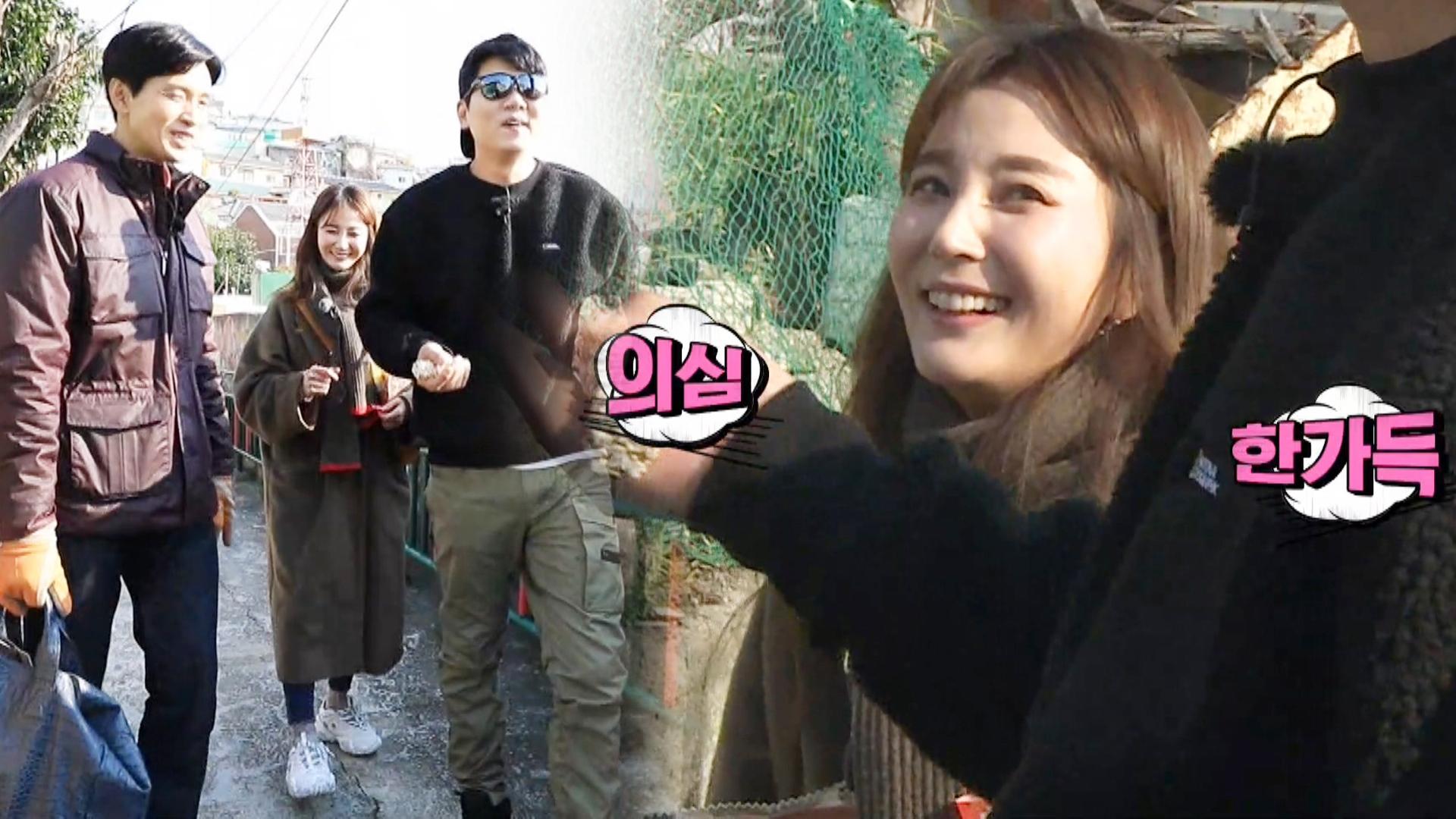“진짜 엄마랑 왔어요?” 안혜경, 목포의 옛 골목에서 추억 의심(?) | ZUM TV
